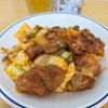 Tsuneaki Okadaの作ってみた!投稿(行列の定食屋さんの🍚たっぷり野菜のポークチャップ定食🤩)