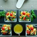 １１種の野菜でクスクスサラダ　パルミジャーノドレッシング添え
