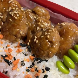 えみりんの作ってみた!投稿(豚こまボールの甘酢ごまだれ焼き【#お弁当#ポリ袋#包丁不要】)