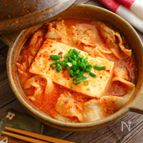 豚バラと豆腐の簡単キムチ鍋【寒い日に食べたい♪鍋1つで簡単】