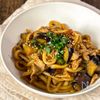 濃厚味噌焼きうどん】コク旨だれでガッツリ満足!