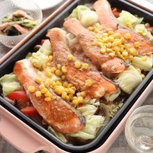 ホットプレートで鮭のちゃんちゃん焼き