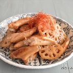 ごはんがすすむ！しゃきしゃきレンコンと手羽中の甘辛炒め