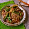 簡単フライパンおかず【ししとうと牛こまの春雨炒め】