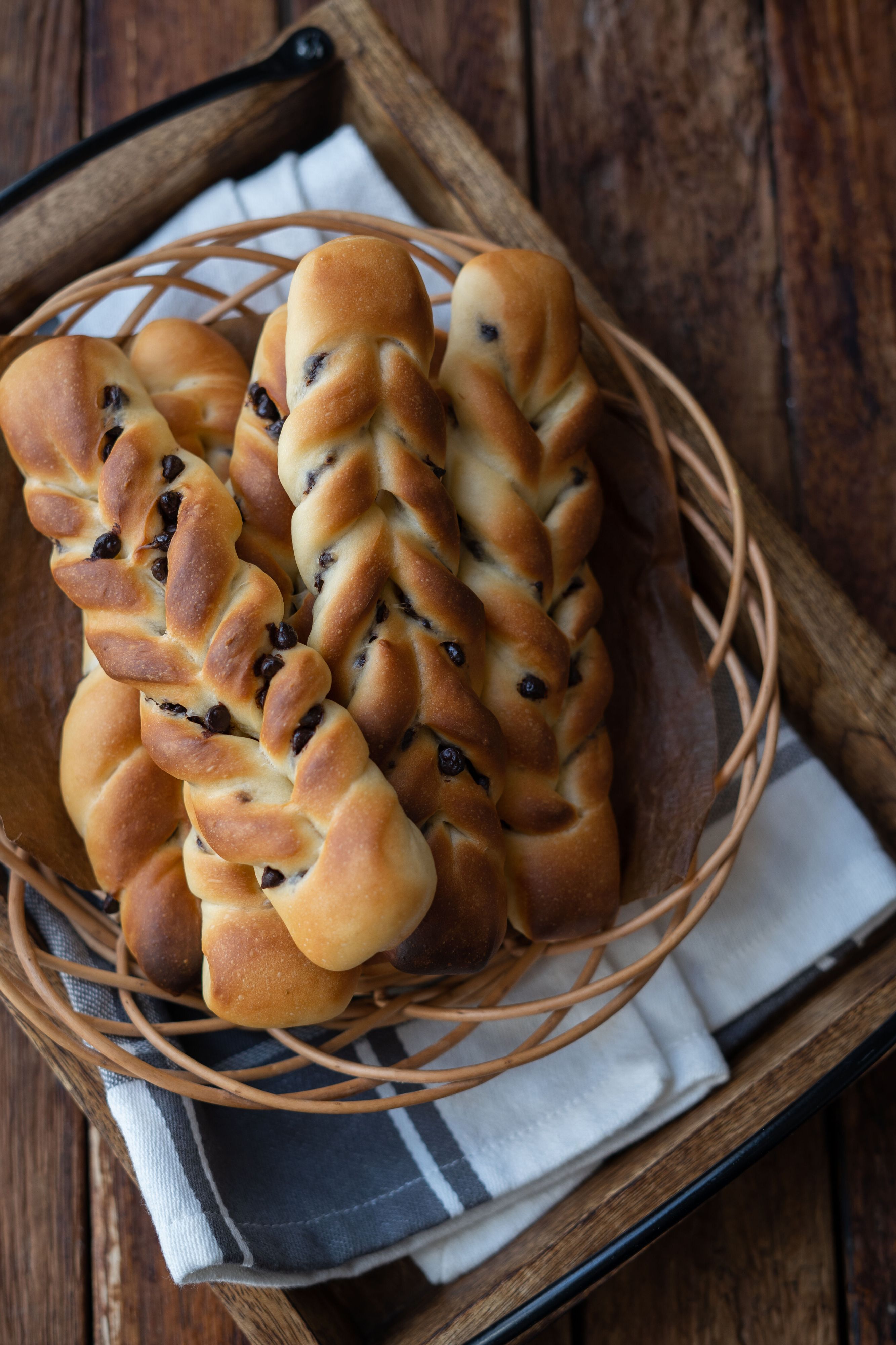 栁川さん家のパンのある生活 第34回 チョコチップたっぷりスティックパン レシピサイト Nadia ナディア プロの料理家のおいしいレシピ