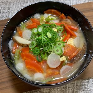 楽ラク手抜キッチン🐶🐾の作ってみた!投稿(【にんじんときのこと卵の味噌汁】とろとろ♡ほっこり)