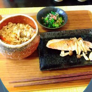 チョロリスの作ってみた!投稿(【鮭の包み蒸し＆五目炊き込み】炊飯器で２品同時調理♡放置で◎)