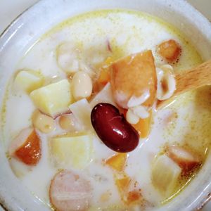 ゆみの作ってみた!投稿(さつまいもとお豆のミルクスープ)