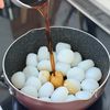 コロコロ転がすだけ!味付け2つ!【味しみ玉こん♪】の工程2