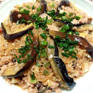 よっこの作ってみた!投稿(【ワンパン春雨別ゆでなし】肉汁ジュワッとろとろ茄子の麻婆なす)