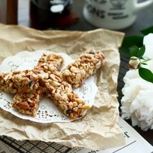 簡単！低糖おやつ♡ナッツぎっしりフルグラBAR