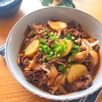 美味しいが詰まってる♡牛こまと新じゃがのピリ辛炒め煮
