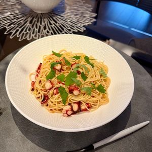 あおぺんの作ってみた!投稿(【たこと大葉の和風ペペロンチーノ】出汁香るピリ辛ガーリック♪)