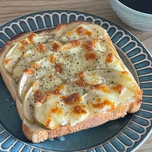 michuの作ってみた!投稿(りんごのチーズトースト)