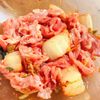 【焼かない!】ピリ辛でウマい「爆速 豚キムチうどん」の工程1