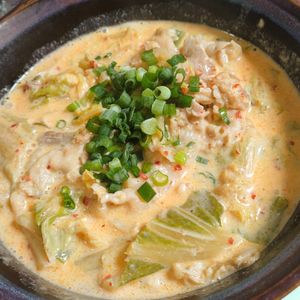 ゆみの作ってみた!投稿(ランチにパパッと激ウマ♡豚キムチ豆乳うどん)