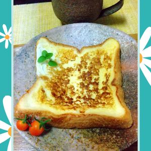 チョロリスの作ってみた!投稿(【SNSで大バズり！】ふわとろフレンチトーストの裏ワザ)