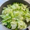 コクうま【春キャベツと豚しゃぶのごまだれ和え】の工程1