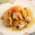 それもったいない！？鶏ももとブロッコリーの芯の黒酢生姜焼き　