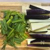 【茄子とニラの旨辛肉炒め】おかわり止まらない！！の下準備