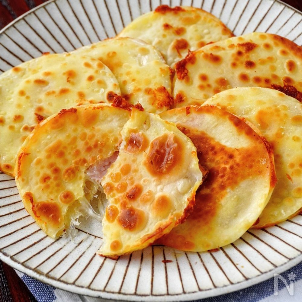 餃子の皮で簡単絶品！ パリパリチーズ焼き | レシピサイトNadia