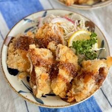 自家製パン粉の胡麻ソースカツ