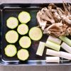 焼き目がごちそう！「ズッキーニと舞茸と長ねぎの焼きびたし」の工程1