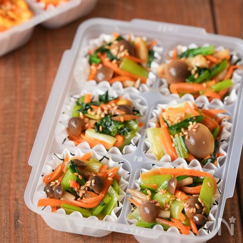 【冷凍作り置き】小松菜とにんじんの中華炒め