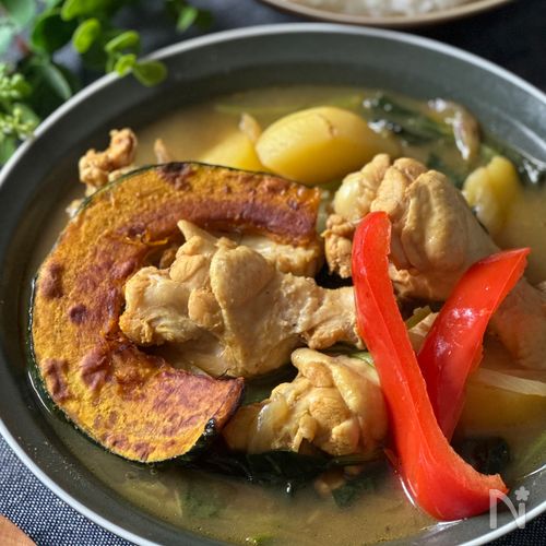 夏に食べたい♡ほうれん草たっぷりのスープカレー