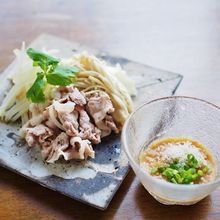 豚肉と野菜の茹シャブ★パルミジャーノ・チーズ味噌ダレ