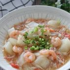 旨味たっぷり！ほっこり和食♡大根とむき海老のカニカマとろみ煮