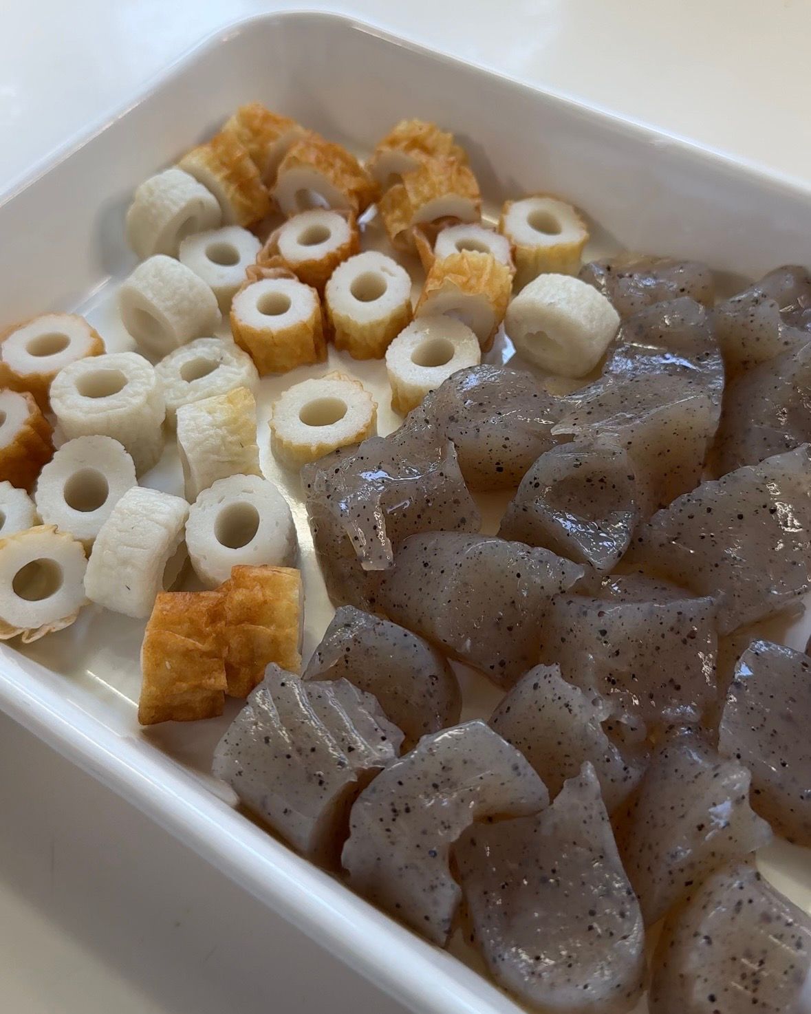 食卓にちょこっと♪【ちくわとこんにゃくの甘辛炒め煮】 | レシピ