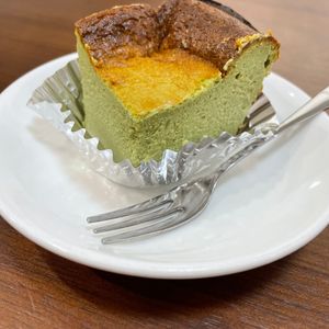 ハムの作ってみた!投稿(【抹茶バスチー】濃厚抹茶が美味♡なめらかバスクチーズケーキ♪)