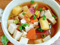 さつまいもと人参のほっこり甘いお味噌汁【節約・作りおき】