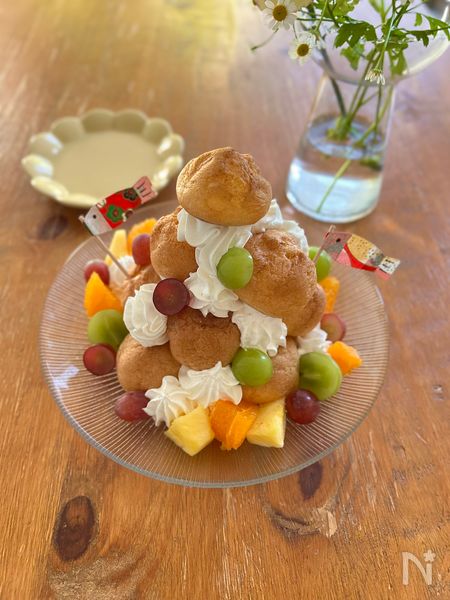 シュークリームタワー