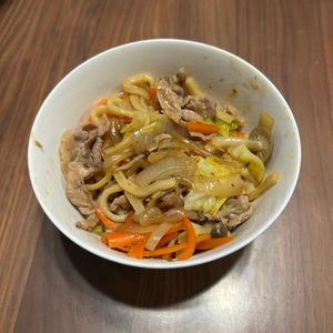 シャオランの作ってみた!投稿(忙しい方におすすめ♪パパッと作れる♪
野菜たっぷり焼きうどん)