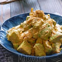 【らくレピ】アボカドのごまキムチマヨ和え