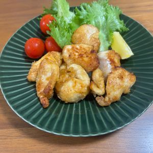 こむぎの作ってみた!投稿(焼くだけ簡単！【鶏むね肉のガーリック醤油】しっとりコクうま♡)