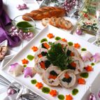 炊飯器で簡単！鶏ハム・クリスマスロール🎄
