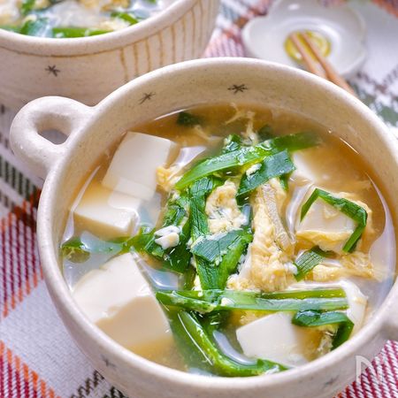 めっちゃ簡単 生姜薫る ニラたま豆腐の中華スープ By Rinaty りなてぃ レシピサイト Nadia ナディア プロの料理家のおいしいレシピ