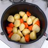 和食の王道!基本の肉じゃが♩昔ながらのシンプルで優しいお味の工程2
