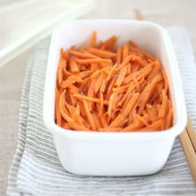 使いまわせる常備菜♪にんじんの梅みそきんぴら