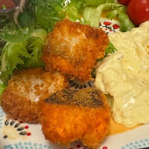 akiの作ってみた!投稿(【鮭フライ☆タルタルソース】揚げずにサクッふわ♪衣付け楽ちん)