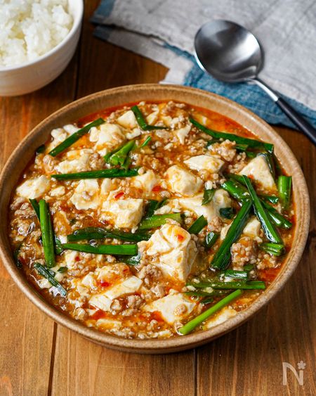 【合わせだれで簡単！麻婆ニラ豆腐】男子が喜ぶ♡︎丼にも！