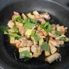 ワンパン10分!【長芋とチキンのバタポン炒め】の工程3