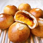 秋パン！濃厚カラメル入り『かぼちゃのクリームパン』