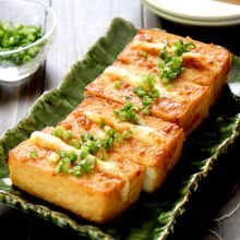 トースターで厚揚げ味噌チーズ焼き