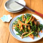 野菜を食べて健康に＊ほうれん草とにんじんの胡麻和え