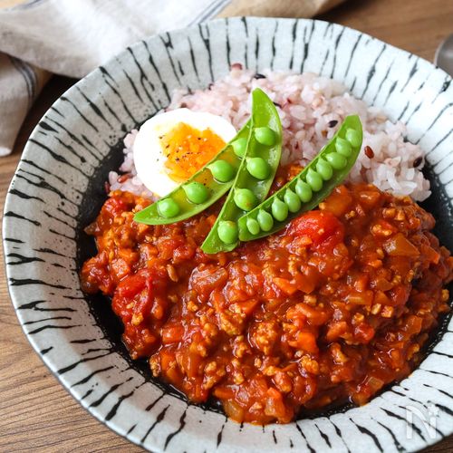 【トマト缶で作る】簡単ドライカレー