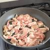 ご飯がすすむ！豚こまともやしのスタミナニラ炒めの工程2